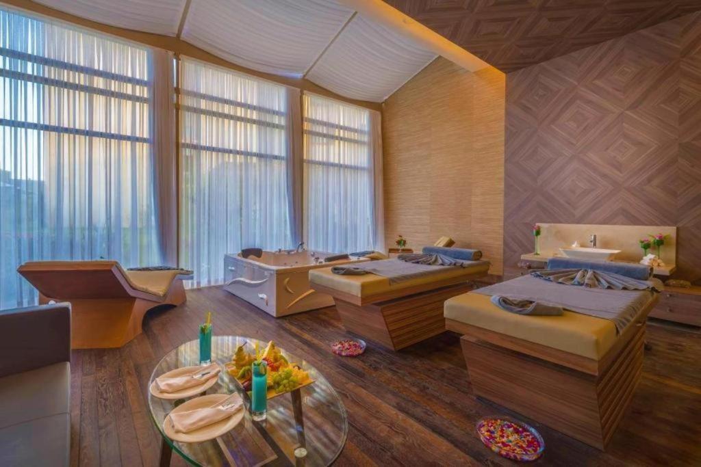 Concorde Luxury Resort & Casino & Convention & Spa פמגוסטה מראה חיצוני תמונה